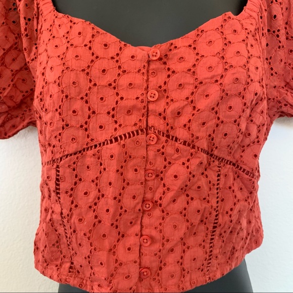 Lucky Brand Red Eyelet Button Front Peasant Puff Sleeve Shirt Tandori Spice - Picture 7 of 12